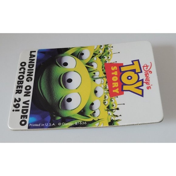 Toy Story Movie Release Promo Cardboard Pin Back Button Aliens Green Men Oct. 29 - Picture 2 of 5